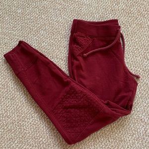 Hollister maroon sweatpants